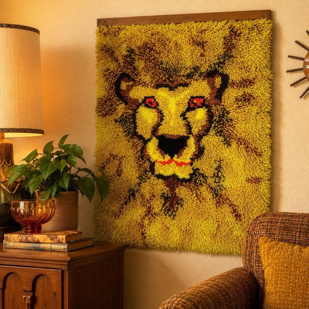 Vintage 1970s Lion Handmade Latch Hook Rug Wall Hanging Fiber Art - Cleaned 36"